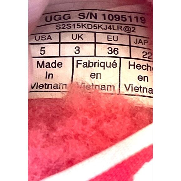 UGG Australia Women's Fluff Yeah Slide Slipper 1095119 Red Currant Size 5 - Picture 2 of 11